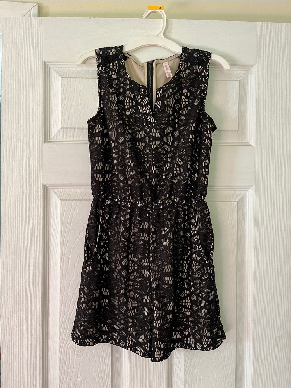 Black Lace Sleeveless Xhilaration Romper Small